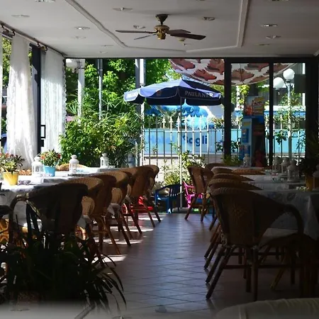 Alfredo's Hotel Rímini